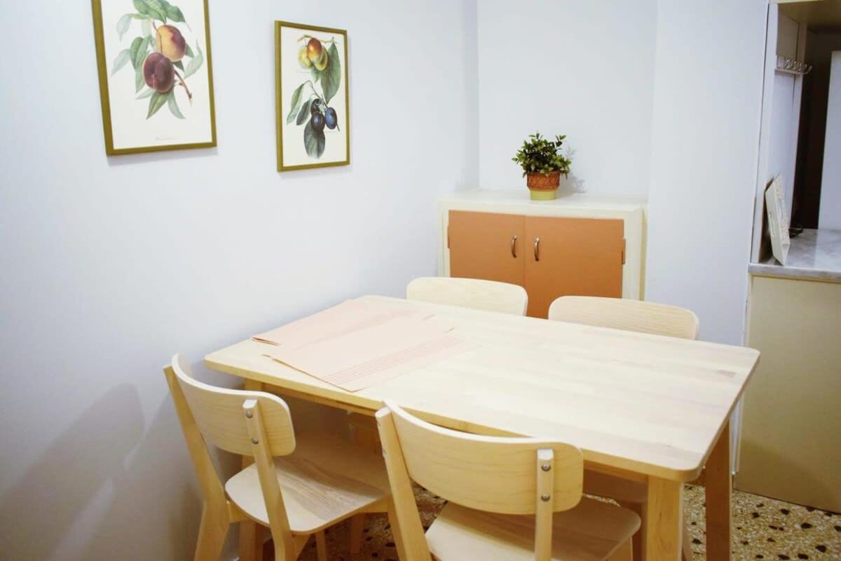 Stylish Apt In The Historic Heart Of The City Αθήνα Εξωτερικό φωτογραφία